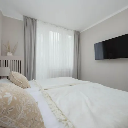 Apartment Exceptional In By Renters *